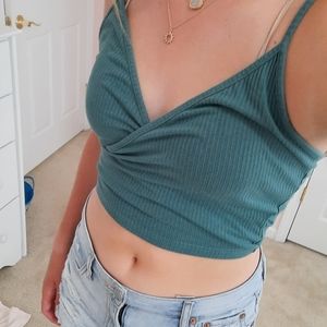 4 crop tops